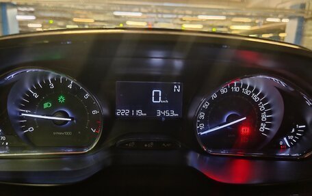 Peugeot 2008 II, 2014 год, 620 000 рублей, 7 фотография