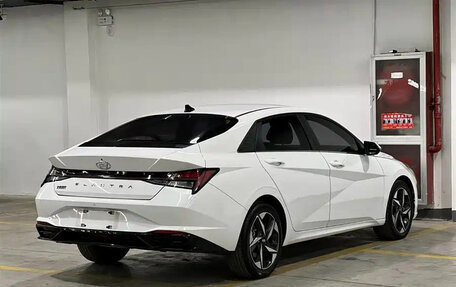 Hyundai Elantra, 2021 год, 1 085 000 рублей, 4 фотография