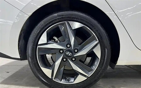 Hyundai Elantra, 2021 год, 1 085 000 рублей, 18 фотография