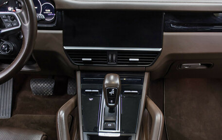 Porsche Cayenne III, 2018 год, 4 498 000 рублей, 13 фотография