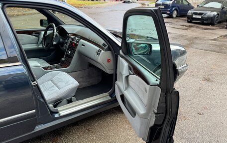 Mercedes-Benz E-Класс, 1997 год, 530 000 рублей, 9 фотография