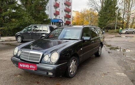 Mercedes-Benz E-Класс, 1997 год, 530 000 рублей, 2 фотография