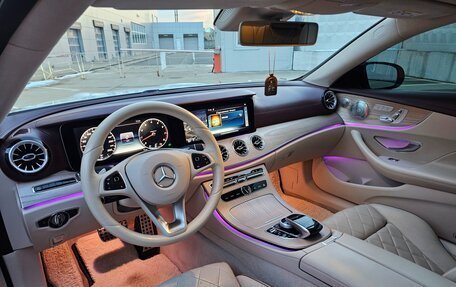 Mercedes-Benz E-Класс, 2017 год, 4 300 000 рублей, 9 фотография