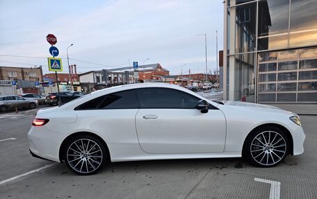 Mercedes-Benz E-Класс, 2017 год, 4 300 000 рублей, 4 фотография