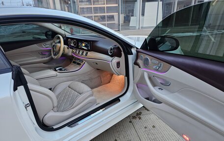 Mercedes-Benz E-Класс, 2017 год, 4 300 000 рублей, 11 фотография