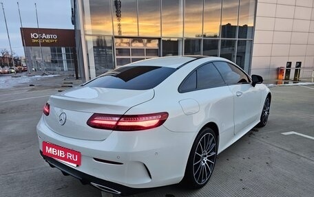 Mercedes-Benz E-Класс, 2017 год, 4 300 000 рублей, 5 фотография