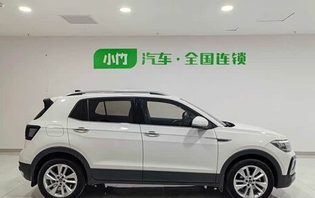 Volkswagen T-Cross I, 2022 год, 1 700 000 рублей, 5 фотография