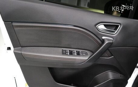 Renault Captur II, 2021 год, 1 650 000 рублей, 14 фотография