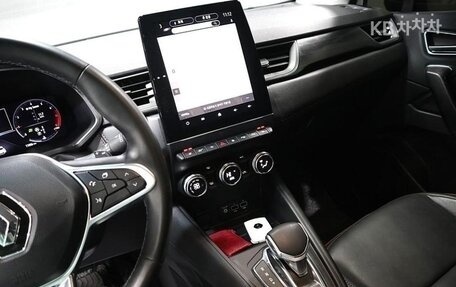 Renault Captur II, 2021 год, 1 650 000 рублей, 10 фотография