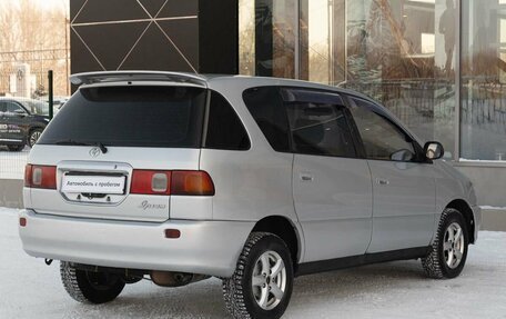 Toyota Ipsum II, 1997 год, 500 000 рублей, 4 фотография