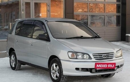 Toyota Ipsum II, 1997 год, 500 000 рублей, 2 фотография