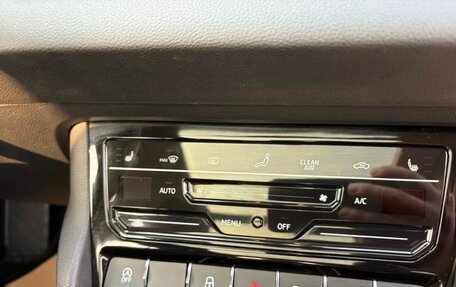 Skoda Karoq I, 2022 год, 1 850 000 рублей, 13 фотография