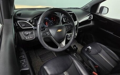 Chevrolet Spark IV, 2022 год, 990 000 рублей, 8 фотография