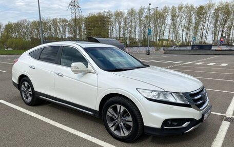 Honda Crosstour I рестайлинг, 2013 год, 1 800 000 рублей, 2 фотография