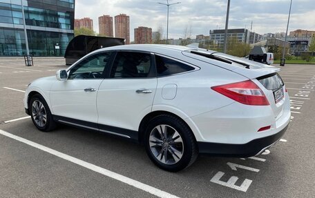 Honda Crosstour I рестайлинг, 2013 год, 1 800 000 рублей, 5 фотография