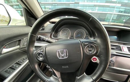 Honda Crosstour I рестайлинг, 2013 год, 1 800 000 рублей, 10 фотография