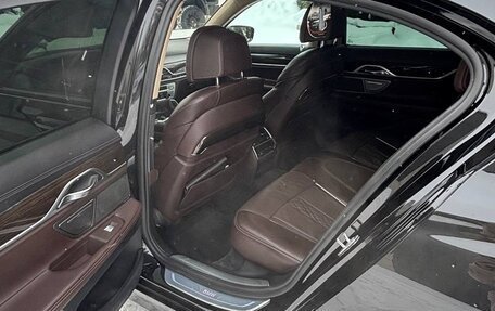 BMW 7 серия, 2017 год, 3 400 000 рублей, 8 фотография