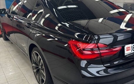 BMW 7 серия, 2017 год, 3 400 000 рублей, 17 фотография