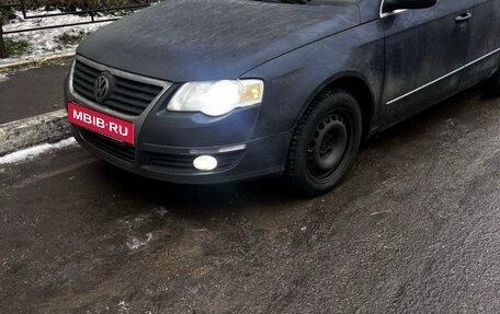 Volkswagen Passat B6, 2006 год, 725 000 рублей, 3 фотография