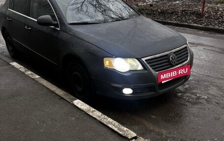 Volkswagen Passat B6, 2006 год, 725 000 рублей, 4 фотография