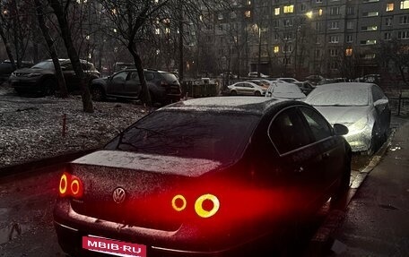 Volkswagen Passat B6, 2006 год, 725 000 рублей, 2 фотография