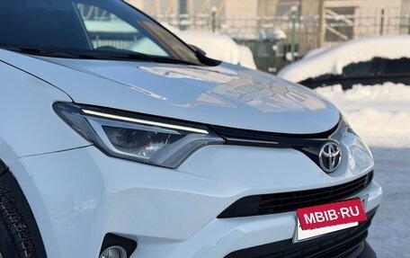 Toyota RAV4, 2019 год, 2 100 000 рублей, 9 фотография