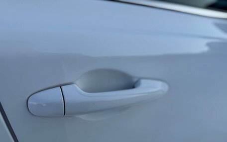 Toyota RAV4, 2019 год, 2 100 000 рублей, 21 фотография