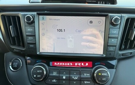 Toyota RAV4, 2019 год, 2 100 000 рублей, 19 фотография