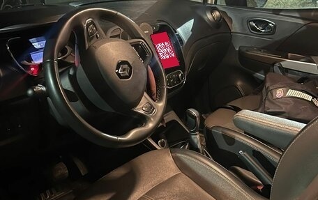 Renault Kaptur I рестайлинг, 2017 год, 1 600 000 рублей, 4 фотография