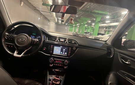 KIA Rio IV, 2018 год, 1 550 000 рублей, 5 фотография