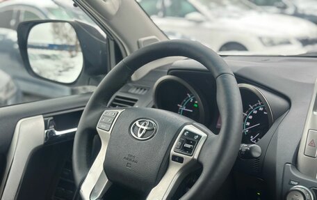 Toyota Land Cruiser Prado 150 рестайлинг 2, 2011 год, 2 590 000 рублей, 19 фотография