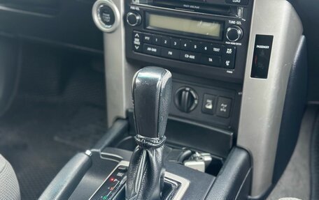 Toyota Land Cruiser Prado 150 рестайлинг 2, 2011 год, 2 590 000 рублей, 21 фотография