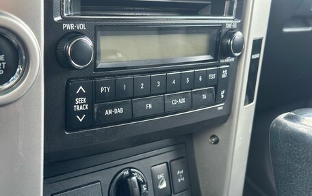 Toyota Land Cruiser Prado 150 рестайлинг 2, 2011 год, 2 590 000 рублей, 22 фотография