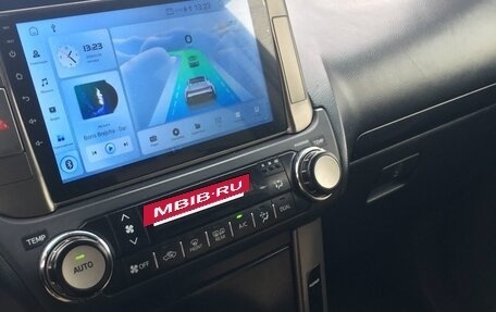 Toyota Land Cruiser Prado 150 рестайлинг 2, 2011 год, 2 700 000 рублей, 6 фотография