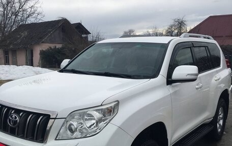 Toyota Land Cruiser Prado 150 рестайлинг 2, 2011 год, 2 700 000 рублей, 3 фотография