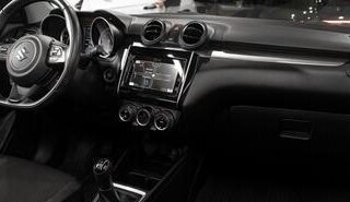 Suzuki Swift V, 2021 год, 1 990 000 рублей, 9 фотография