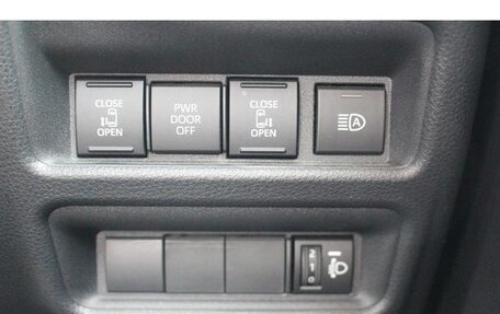 Toyota Sienta, 2022 год, 1 220 888 рублей, 19 фотография