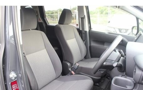 Toyota Sienta, 2022 год, 1 220 888 рублей, 27 фотография