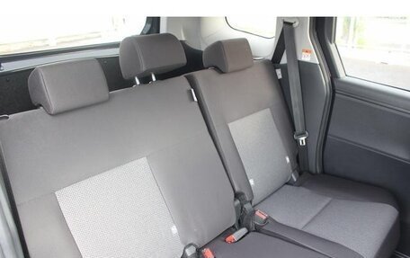 Toyota Sienta, 2022 год, 1 220 888 рублей, 29 фотография