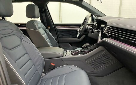 Volkswagen Touareg III, 2025 год, 14 190 000 рублей, 22 фотография