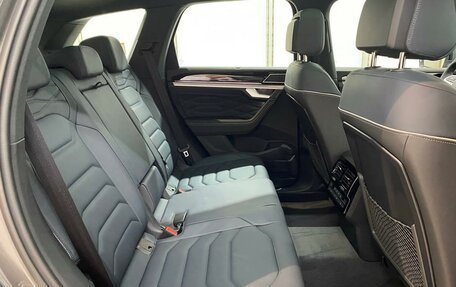 Volkswagen Touareg III, 2025 год, 14 190 000 рублей, 38 фотография