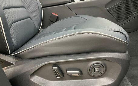 Volkswagen Touareg III, 2025 год, 14 190 000 рублей, 39 фотография