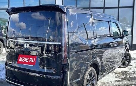 Honda Stepwgn, 2023 год, 2 100 000 рублей, 8 фотография