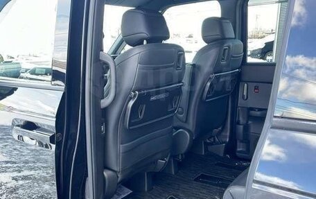 Honda Stepwgn, 2023 год, 2 100 000 рублей, 15 фотография