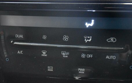 Toyota Harrier, 2019 год, 3 325 000 рублей, 18 фотография