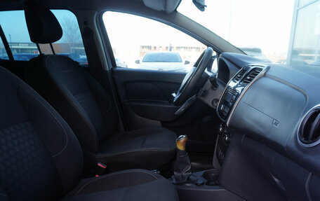 Renault Sandero II рестайлинг, 2016 год, 768 000 рублей, 18 фотография