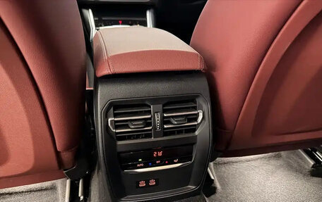 BMW 3 серия, 2025 год, 3 840 000 рублей, 22 фотография