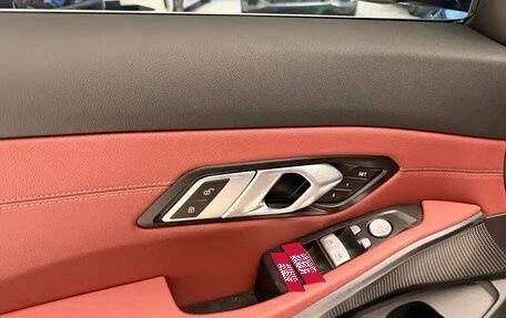 BMW 3 серия, 2025 год, 3 840 000 рублей, 23 фотография