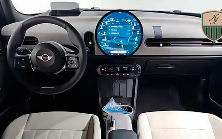 MINI Hatch, 2024 год, 4 425 000 рублей, 2 фотография