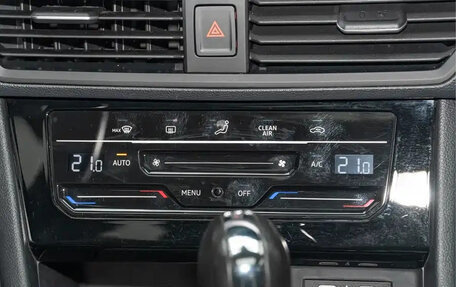 Volkswagen Bora, 2023 год, 1 200 000 рублей, 13 фотография